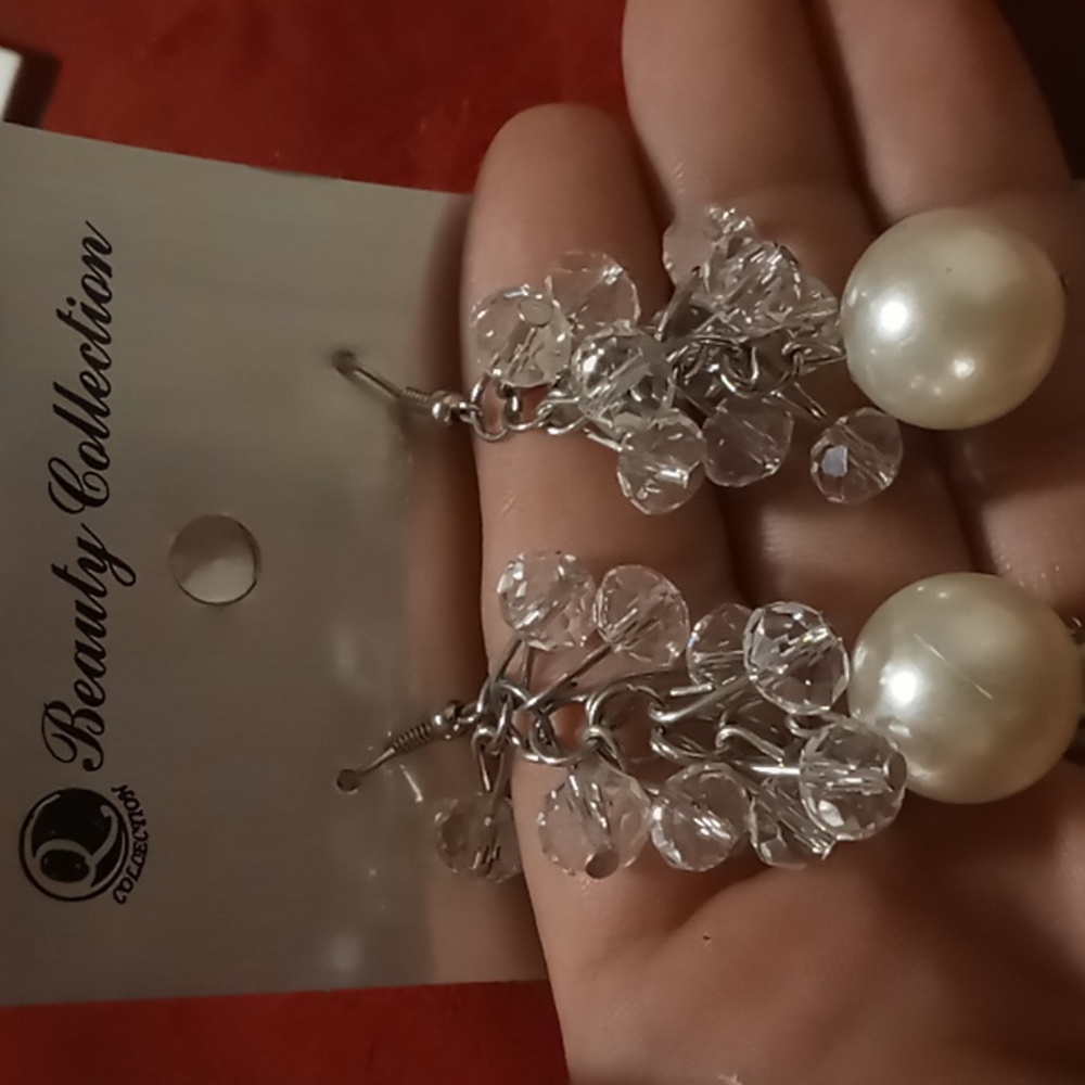 Large pearl & crystal bead earrings on a chain drop. With hooks